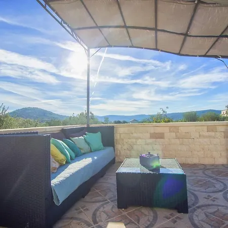 Family Friendly House With A Swimming Pool Pozorac, Trogir - 10317 * مارينا