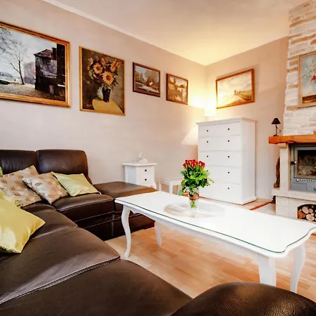 Family Friendly House With A Swimming Pool Pozorac, Trogir - 10317 بيت للعطل